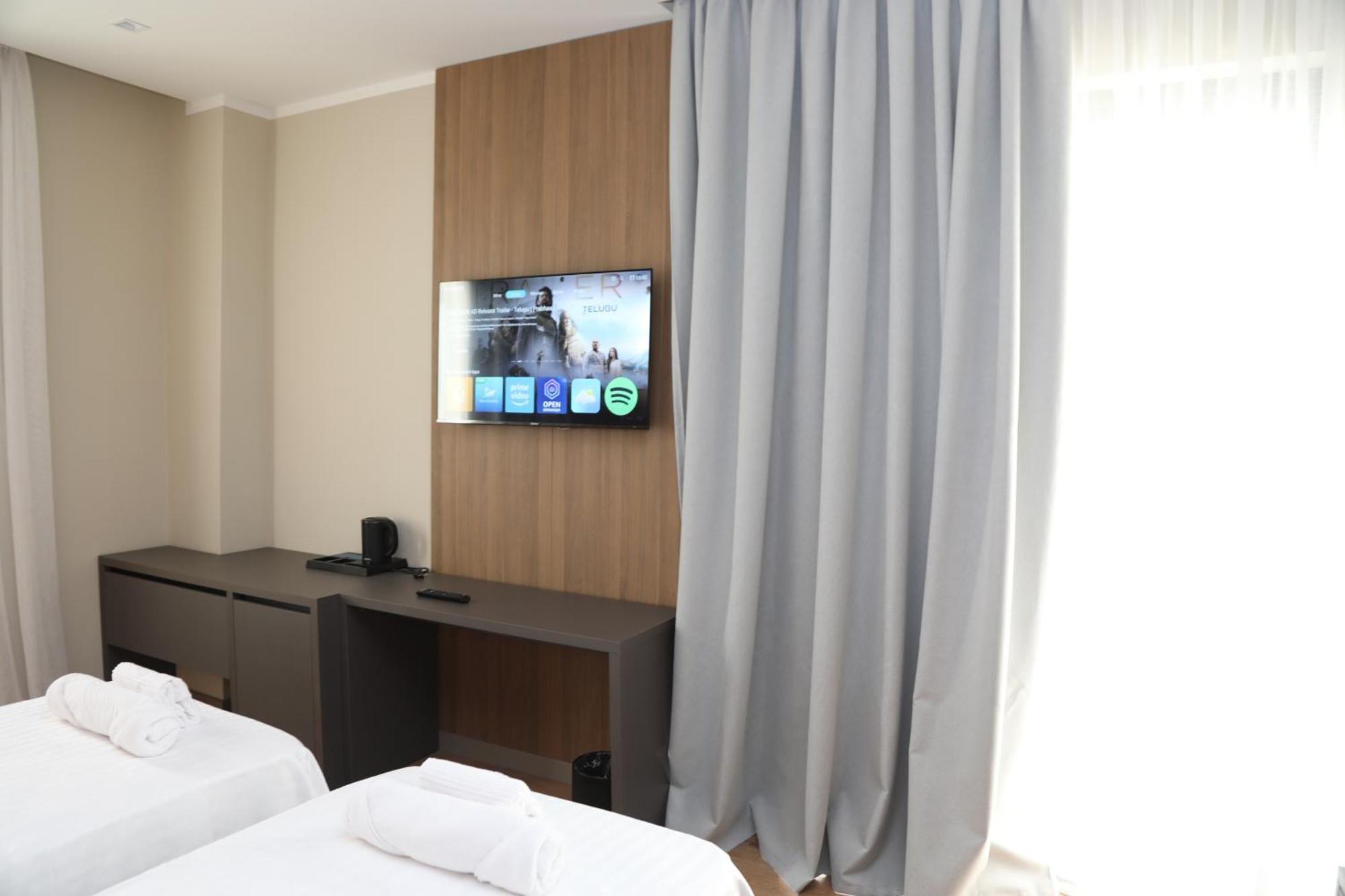 Kruja Luxury Suites Habitación foto